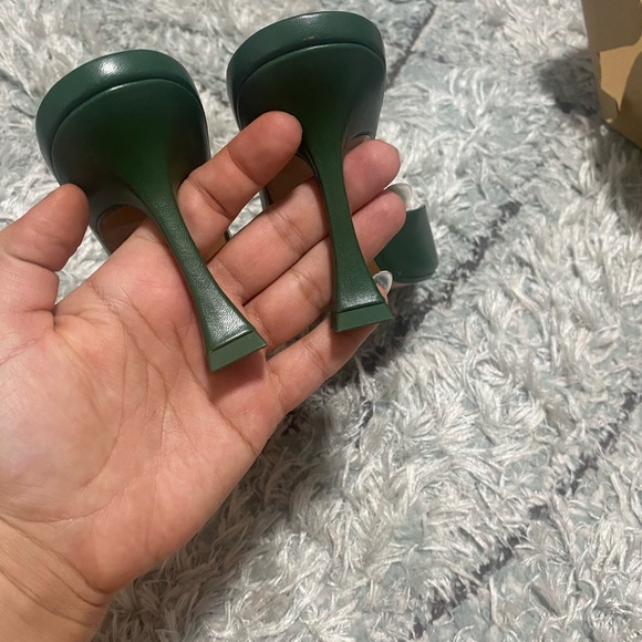 Zara sheep leather sandals bloggers fav - Picture 8 of 10